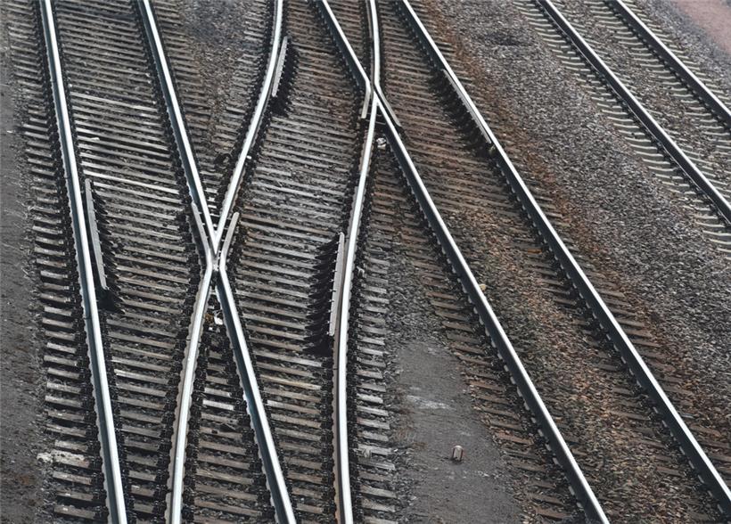 Die Liberalisierungspolitik der EU hat den schienengebundenen Verkehr nicht, wie von der EU-Kommission vorgegeben, gefördert, sondern diesem großen Schaden zugefügt
