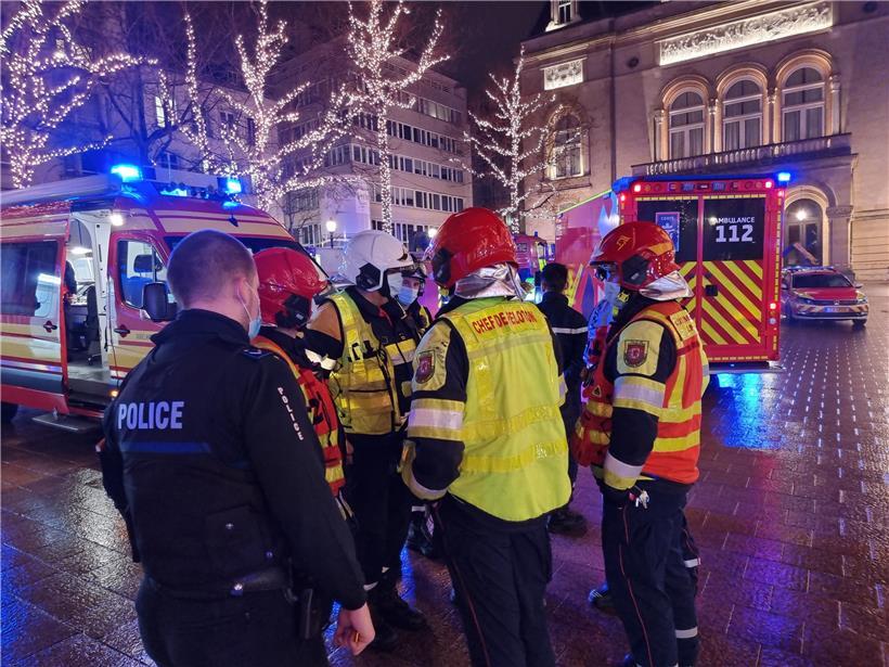 Die Löscharbeiten dauerten bis 21.30 Uhr
