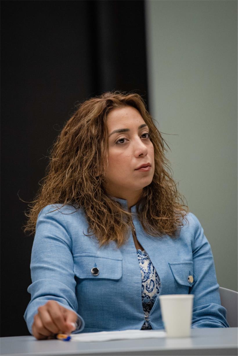 Die Menschenrechtsaktivistin Parastoo Fatemi ist heute in Düsseldorf in der Flüchtlingshilfe tätig
