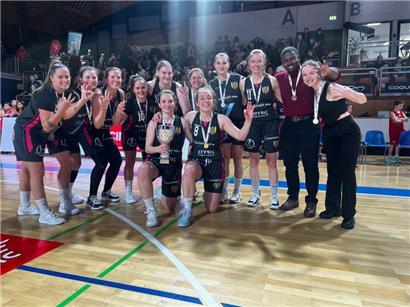 Die Merscher Damen holten zum dritten Mal in Folge die Coupe FLBB
