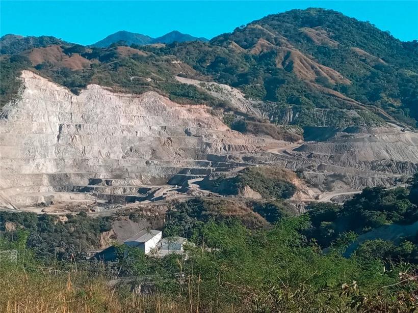 Die Mine Las Encinas, in der Ternium Eisenerz zur Stahlgewinnung abbaut