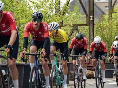 Nationalmannschaft im Radrennen-Peloton, Teamarbeit und Respekt bei Straßenradrennen sichtbar