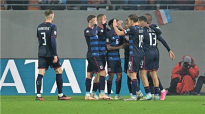 Die Nationalspieler durften Lipperscheid am Freitag verlassen, um ihre Familien und Freunde zu besuchen
