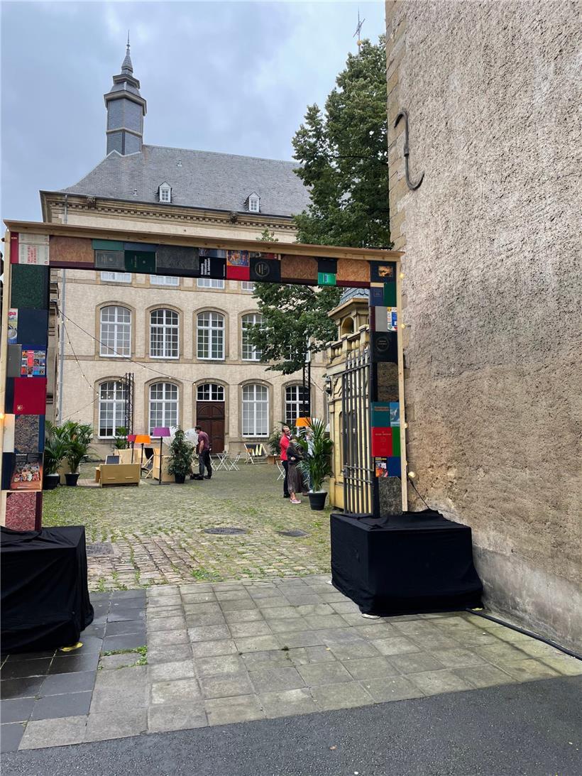 Die Open-Air-Bibliothek bleibt noch bis zum 12. September geöffnet
