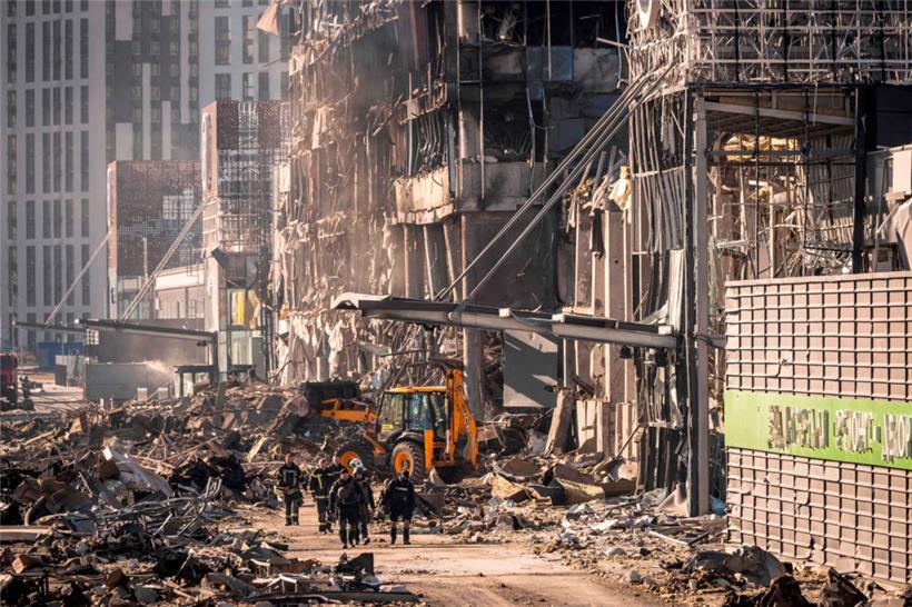 Die Pandemie verblasst angesichts der Tragödie, die sich gerade in der Ukraine abspielt
