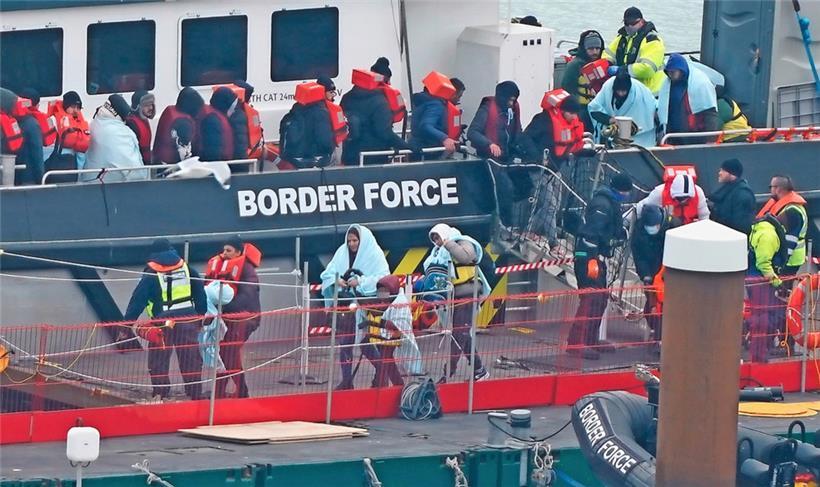 Die Pläne der britischen Regierung zur Abweisung von Schutzsuchenden verstoßen gegen internationales Recht, sagen Kritiker
