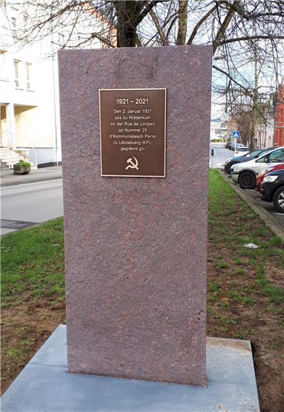 Die Plakette in Niederkorn erinnert an die Gründung der kommunistischen Partei vor 100 Jahren
