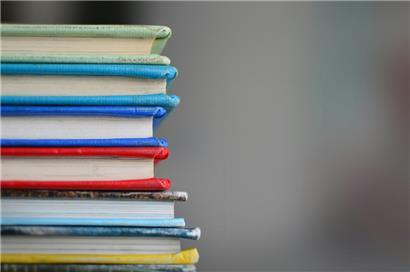 Die Plattform upbooking.lu dient als Schulbuchbörse, auf der Schulbücher verschenkt und gesucht werden können
