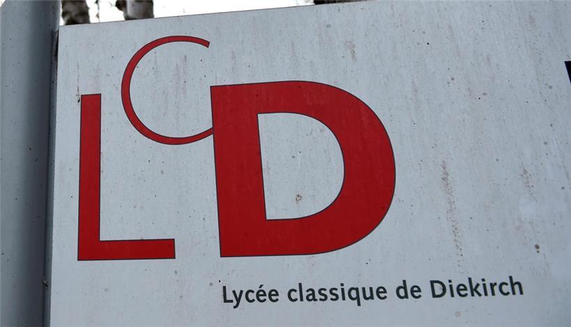 Die Polizei hat am Dienstagmorgen vier Klassen des Lycée classique de Diekirch untersucht
