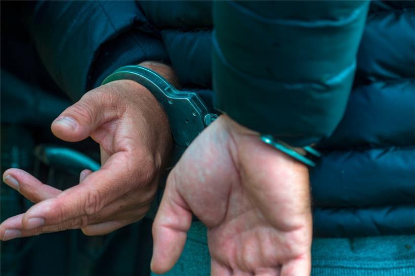 Die Polizei hat am Mittwoch gleich zwei Haftbefehle ausgeführt
