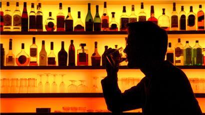 Die Polizei musste in der Nacht auf Samstag wieder infolge erhöhten Alkoholkonsums durchgreifen
