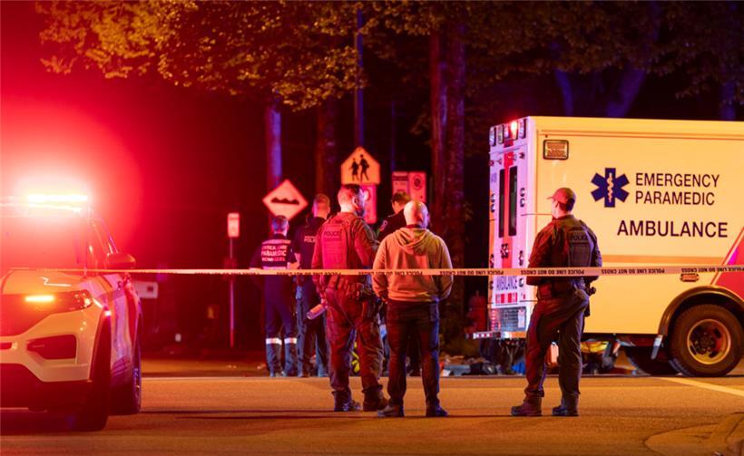 Die Polizei von Vancouver sichert den Tatort, nachdem ein Auto auf dem Lapu-Lapu-Festival in eine Menschenmenge gefahren ist
