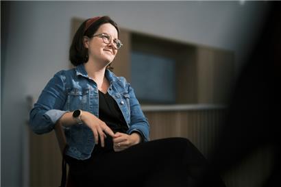 Die Presse- und PR-Managerin Tiffany Saska
