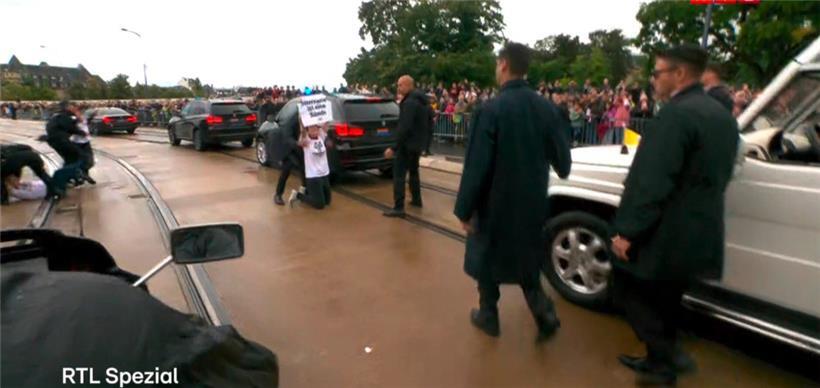 Die Protestlerin war auf dem RTL-Livestream zu sehen
