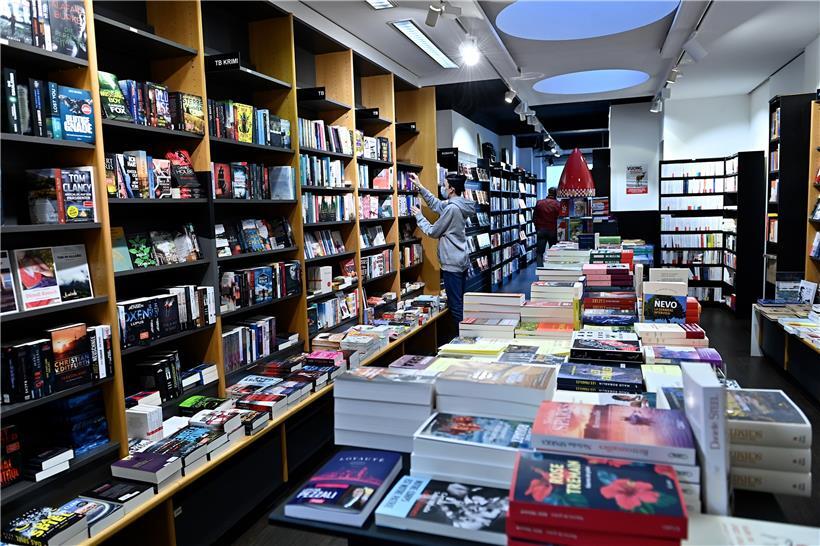 Die Qual der Wahl: Vor allem die „leichteren“ Sachen und Reisegeschichten seien ...