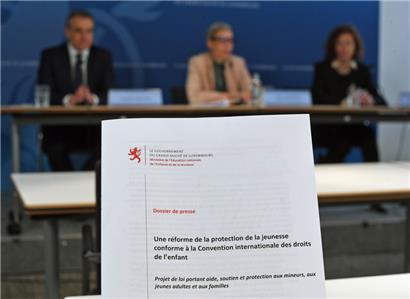 Die Regierung bezeichnete die drei neuen Gesetze zum Jugendschutz und Strafrecht für Minderjährige als „Paradigmenwechsel“ 
