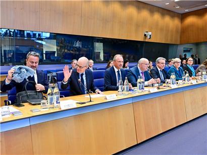 Regierungsbank bei der Tripartite im European Convention Center Kirchberg am Dienstagnachmittag