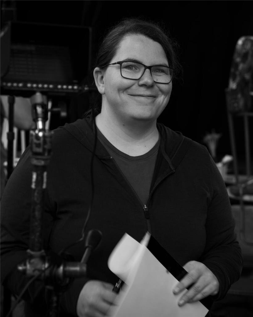 Tessy Troes, Regisseurin und Mitglied des Kunstkollektivs Richtung22, bei der Filmproduktion in ihrem Studio