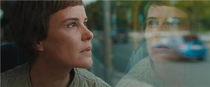 Die Schauspielerin Carla Juri spielt die Hauptrolle
