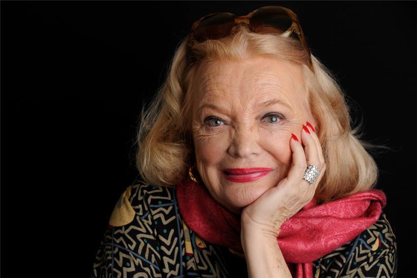 Die Schauspielerin Gena Rowlands posiert für ein Porträt

