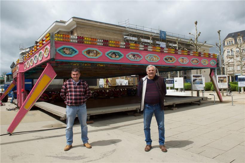 Die Schausteller Gilbert Legil (l.) und Charles Hary
