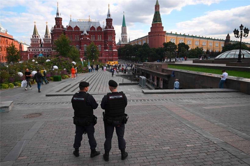 Die Sicherheitskräfte in Russland sorgen dafür, dass auch auf der Straße keine Unmutsbekundungen gegen die Regierung aufkommen
