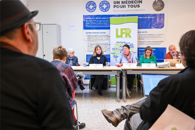 Die Situation auf Luxemburgs Straßen verschärfe sich, warnt der Flüchtlingsrat, v.l.n.r.: Yolande Wagner, Charlotte Brouxel, Nonna Sehovic, Marion Dubois, Sergio Ferreira
