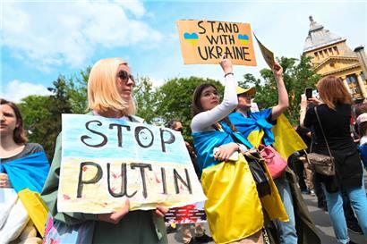 Die Solidarität mit der Ukraine darf sich nicht auf Worte beschränken
