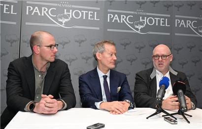 Die Spitze der AMMD: Generalsekretär Sébastien Diederich, Präsident Chris Roller und Vizepräsident Carlo Ahlborn vergangene Woche nach der Generalversammlung im „Parc Hôtel Alvisse“
