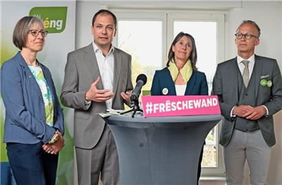 Die Spitzenkandidaten Christa Brömmel, François Benoy, Claudie Reyland und Paul Zens haben das anspruchsvolle Programm erläutert
