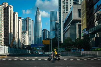 Die Stadt Shenzhen: Mehrere große Städte in China verschärfen Corona-Maßnahmen 
