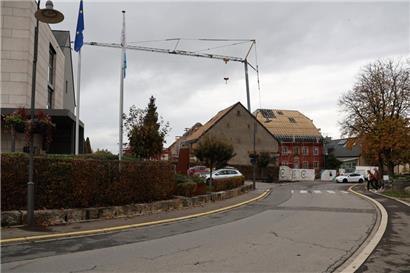 Die Straße vor der Gemeinde und der „Conter Stuff“ wird zum Shared Space umgebaut
