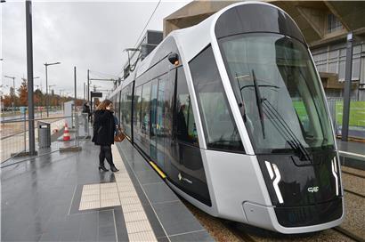 Die Tram soll unter der Woche wieder von 4.55 bis 23.58 Uhr fahren
