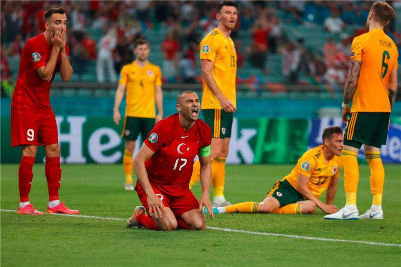 Die Türken um Kapitän Burak Yilmaz verpassten den erhofften Befreiungsschlag
