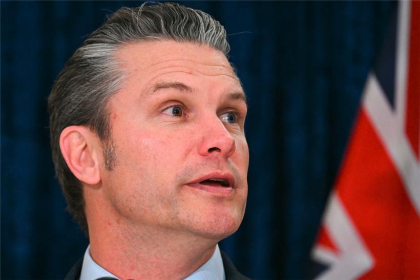 Die US-Abgeordneten haben das Reisebudget des US-Kriegsministers Pete Hegseth teilweise blockiert und wollen ihn damit zu mehr Transparenz über die US-Todesschwadronen in der Karibik zwingen
