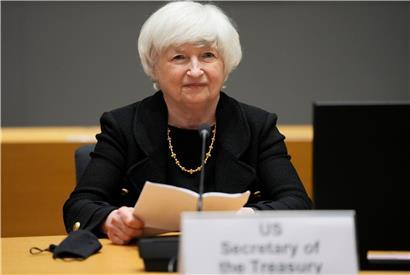 Die US-Finanzministerin Janet Yellen verlangt von der EU, die Internet-Riesen nicht zu besteuern, und Brüssel gehorcht
