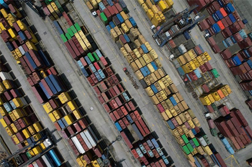 Die US-Zölle haben Auswirkungen auf die gesamte Welt: Ein Container-Lager im Nordhafen von Manila auf den Philippinen
