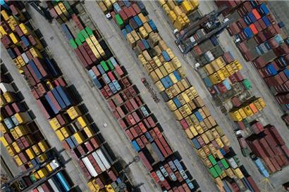 Die US-Zölle haben Auswirkungen auf die gesamte Welt: Ein Container-Lager im Nordhafen von Manila auf den Philippinen
