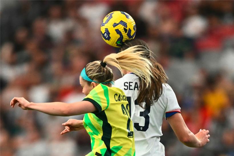 Die USA und Australien haben im Frauenfußball schon einiges erreicht, müssen aber noch immer gegen klassische Stereotypen ankämpfen
