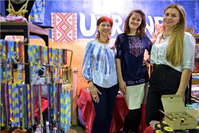 Die Ukrainerinnen und ihr Stand waren ein Publikumsmagnet
