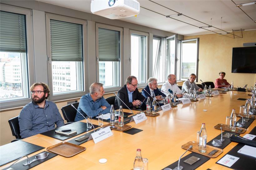 Die Verantwortlichen der CFL stellten sich den Fragen der Journalisten
