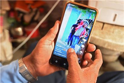 Die Video-App TikTok des chinesischen Konzerns ByteDance soll in den kommenden Tagen vom Markt in Hongkong genommen werden
