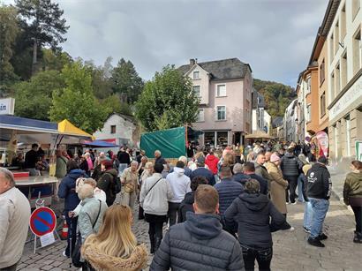 Die Walnuss spielte am Sonntag beim traditionellen „Veiner Nëssmoort“ wieder die Hauptrolle