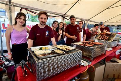 „Die Wurst braucht halt so lange, wie sie braucht!“ Grillen aus Tradition: der Cercle der Luxemburger Studenten in Kaiserslautern

