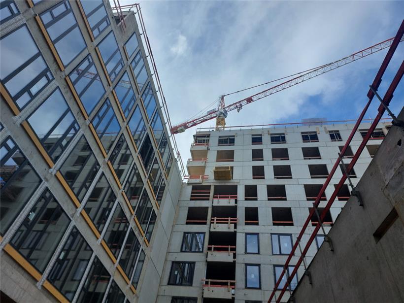 Die Zahl der Angestellten wächst derzeit spürbar langsamer als gewöhnlich – im Bausektor ist sie sogar deutlich rückläufig
