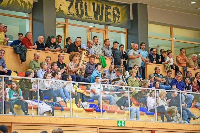 Die Zolver Musikanten sind bei Heimspielen der AS Zolver nicht mehr wegzudenken
