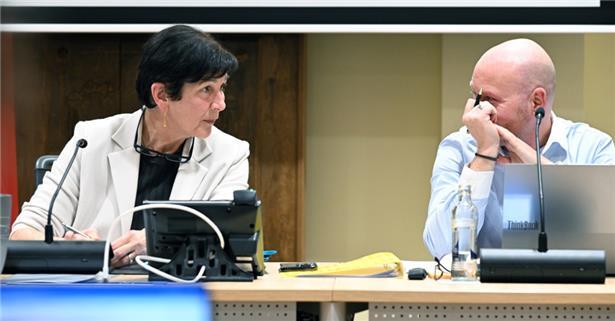 Die Zurückgetretenen (CSV): Bürgermeisterin Marion Zovilé-Braquet und Schöffe Yves Loose
