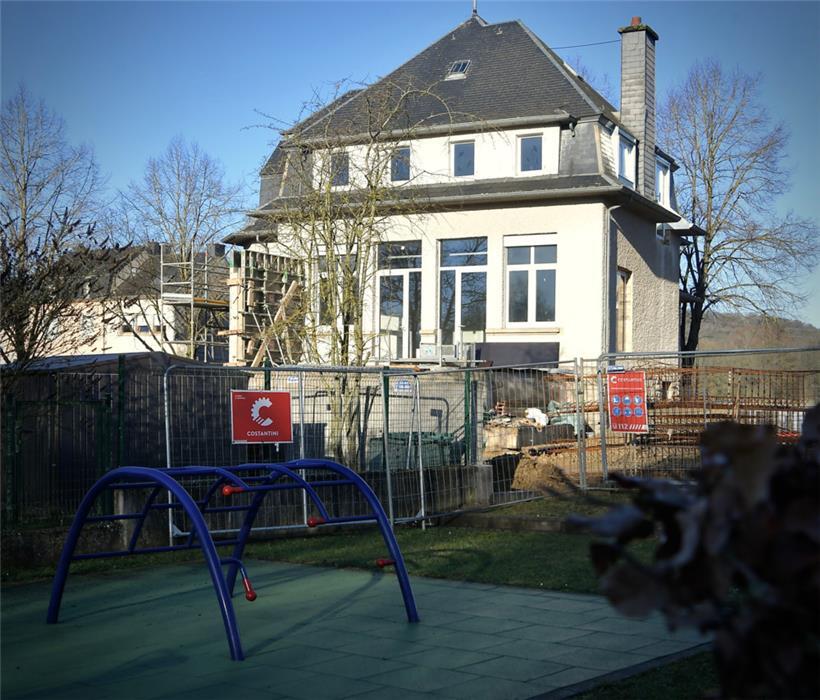 Die alte Schule in Linger ist eine der elf Herbergen entlang des Minett-Trails. Wann die ersten Gäste dort übernachten können, ist mehr als ungewiss – besonders jetzt, nachdem Pascal Zimmer, der einzige Kandidat, um die „Kabaisercher“ zu verwalten, sich zurückgezogen hat.
