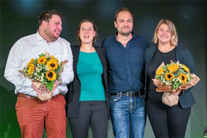 Die alte und neue Doppelspitze der Grünen (v.l.): Meris Sehovic, Stéphanie Empain, François Benoy und Djuna Bernard

