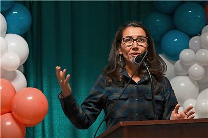 Die demokratische US-Abgeordnete Mary Peltola will es noch einmal gegen die Republikanerin Sarah Palin schaffen
